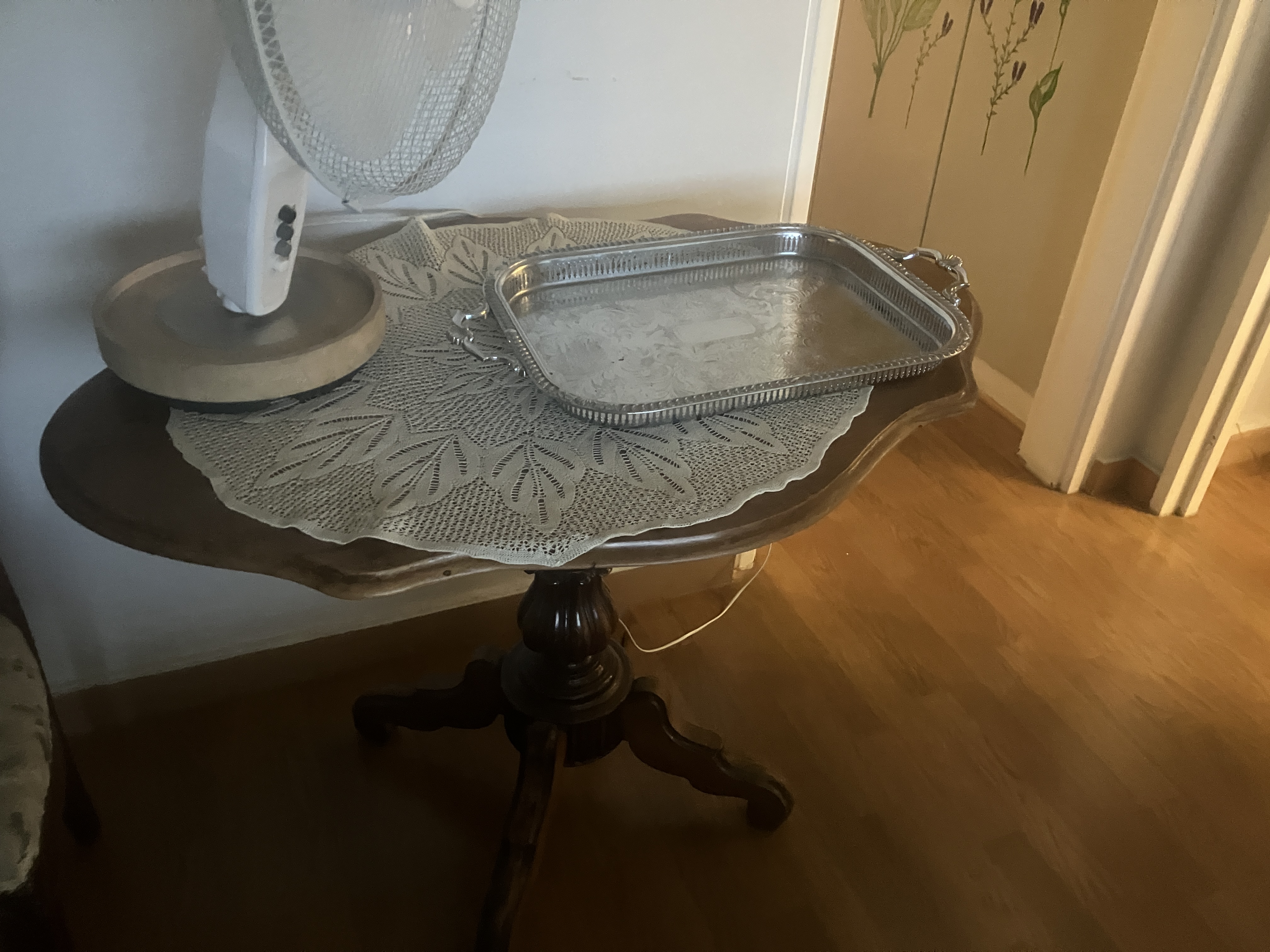 Table ovale